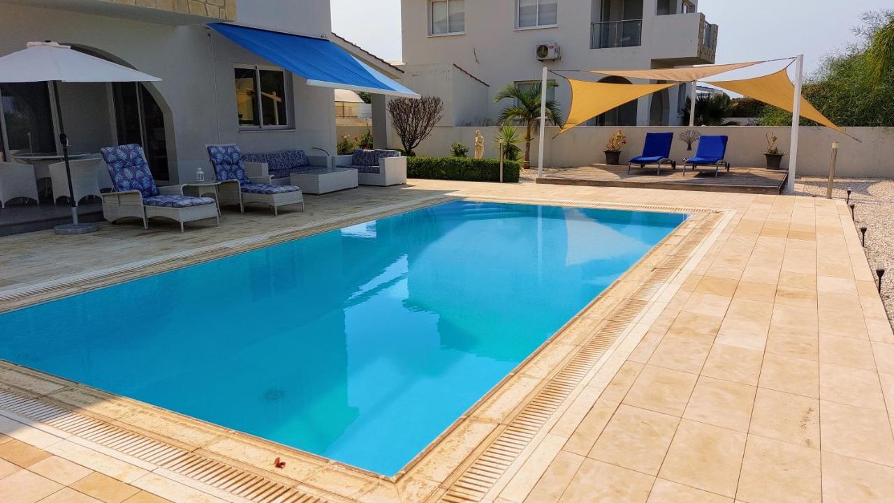 Villa Verdi: Luxury Villa With Private Pool Peyia Luaran gambar