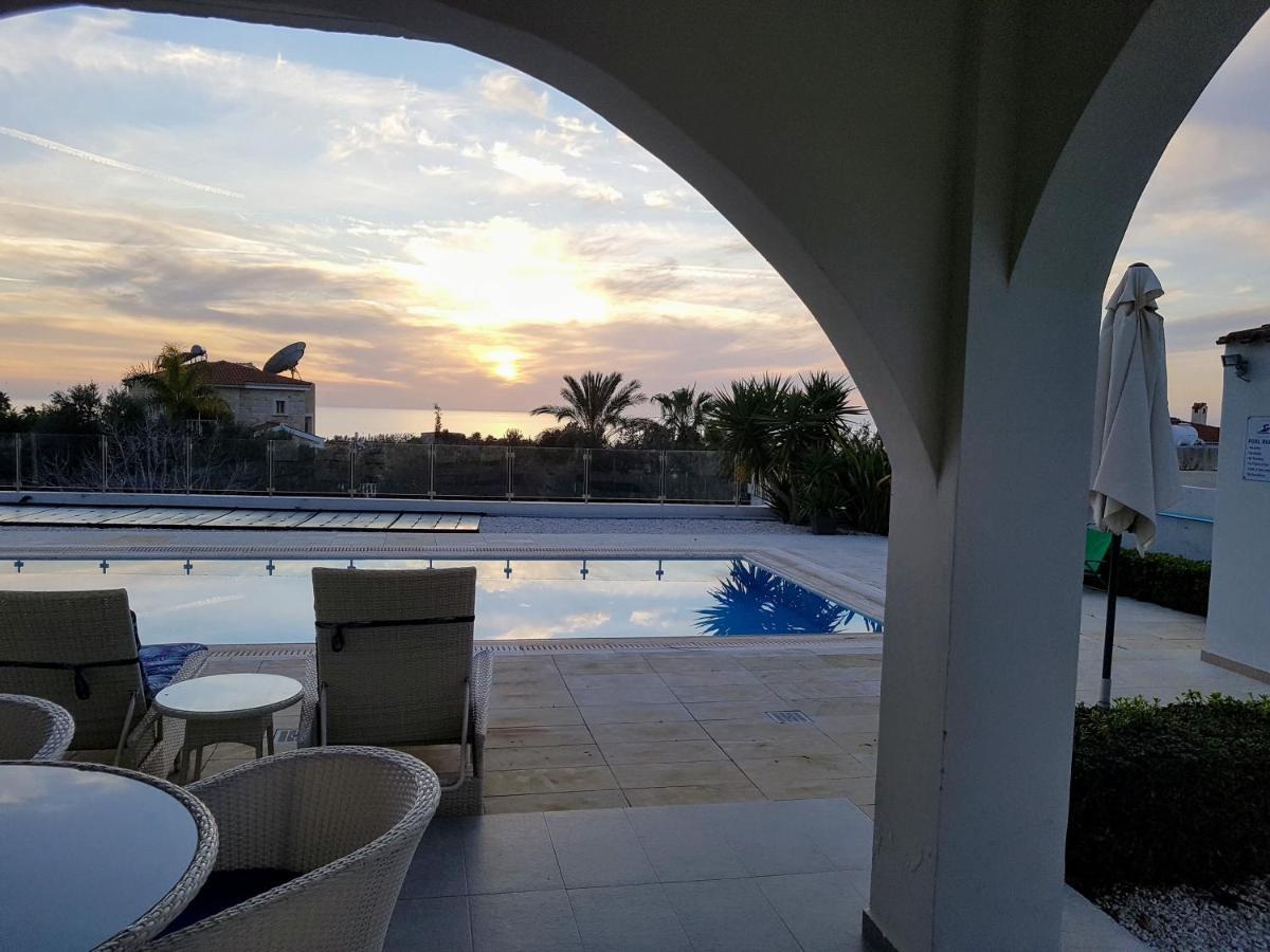 Villa Verdi: Luxury Villa With Private Pool Peyia Luaran gambar