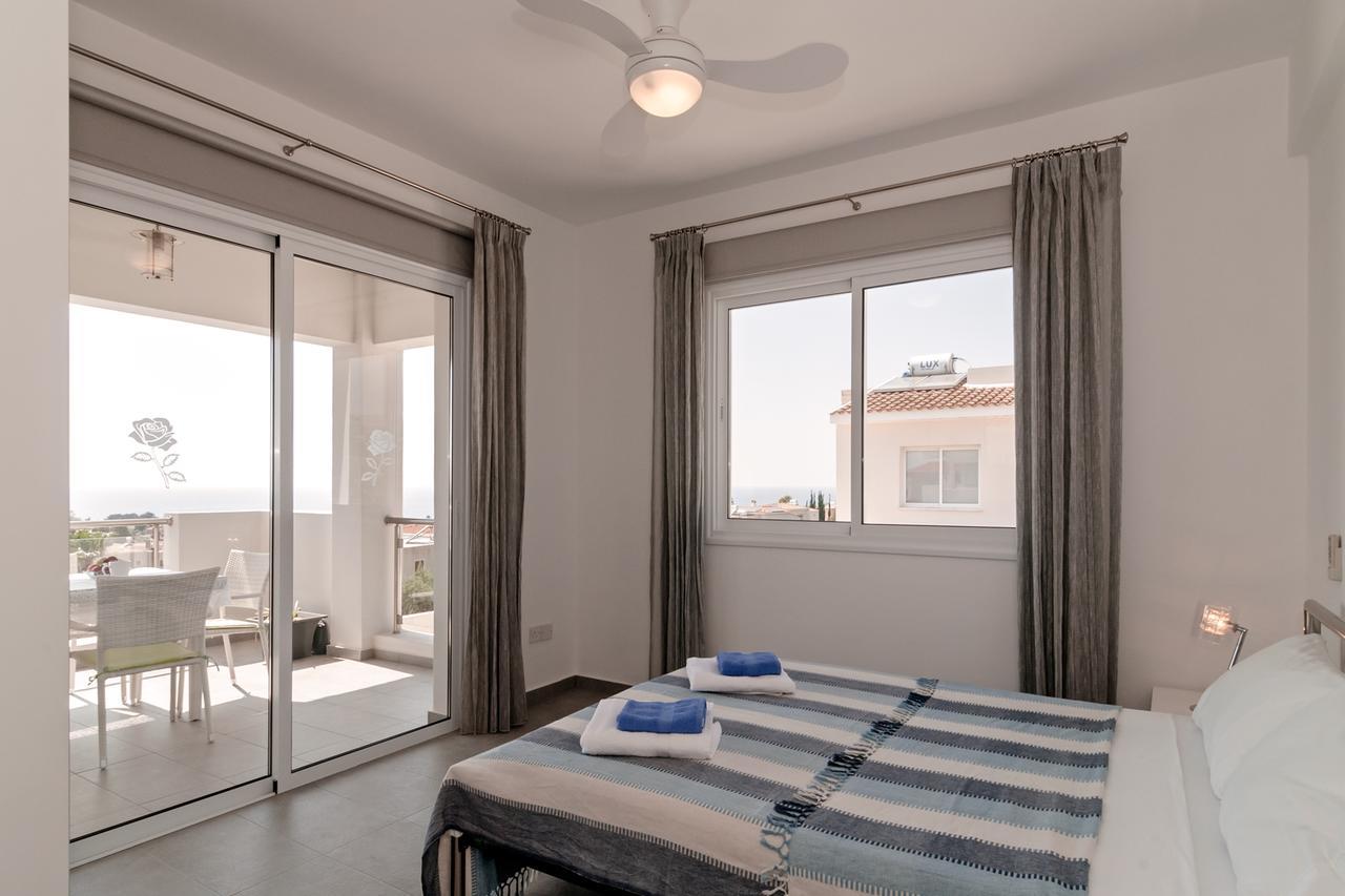 Villa Verdi: Luxury Villa With Private Pool Peyia Luaran gambar
