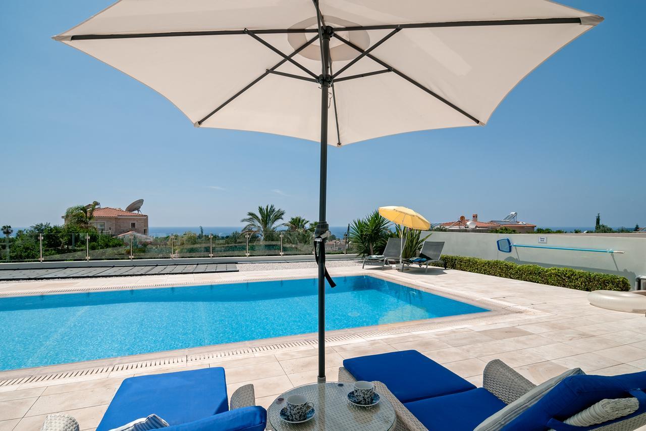 Villa Verdi: Luxury Villa With Private Pool Peyia Luaran gambar