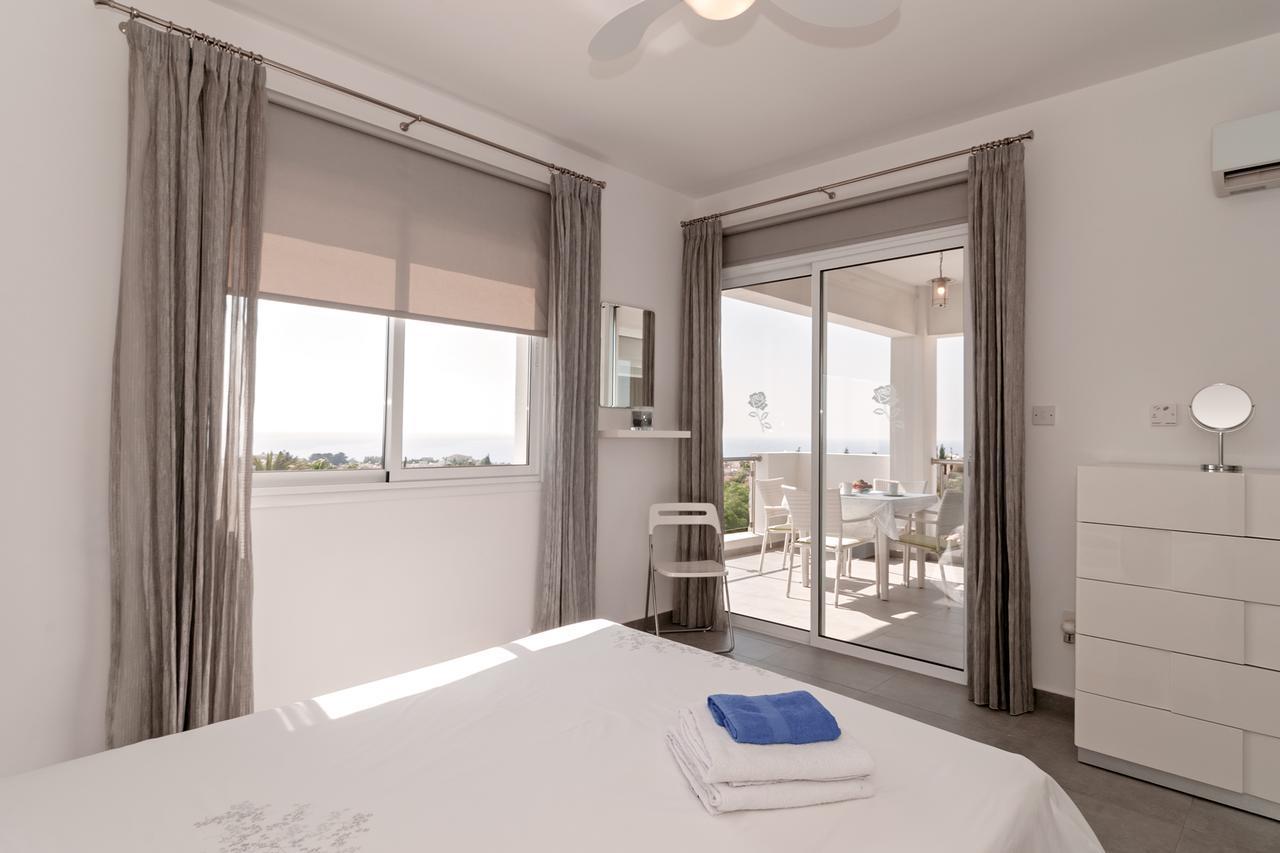 Villa Verdi: Luxury Villa With Private Pool Peyia Luaran gambar
