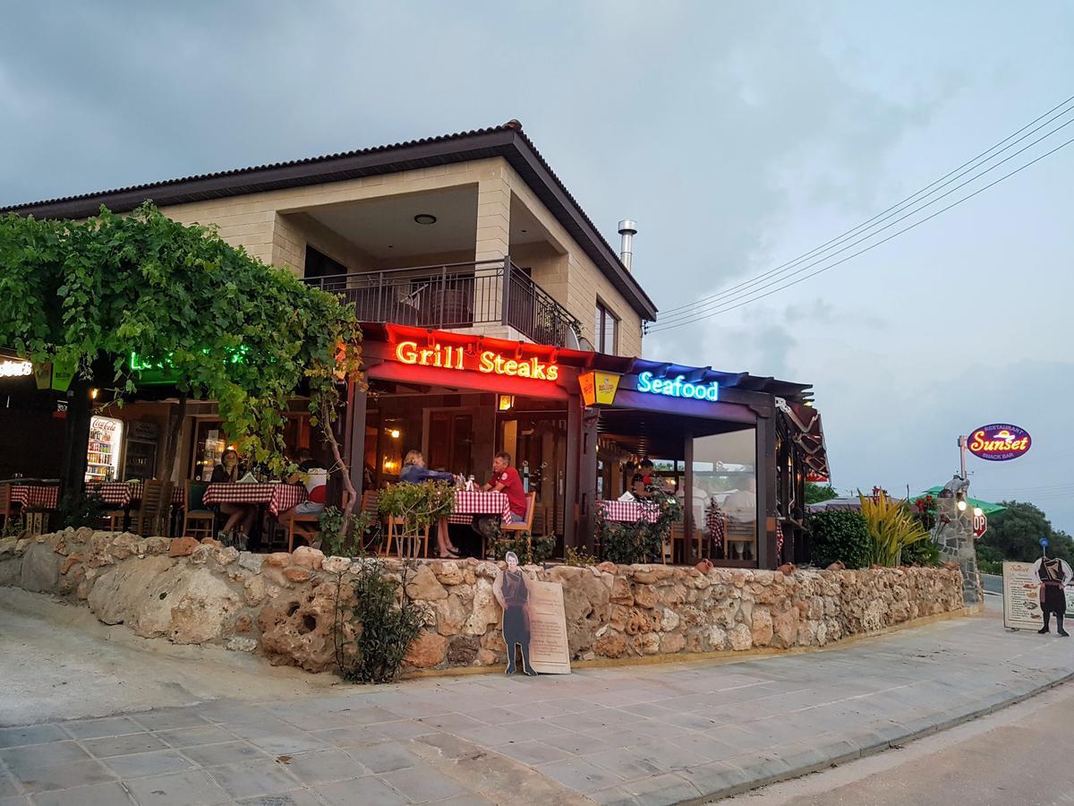 Villa Verdi: Luxury Villa With Private Pool Peyia Luaran gambar