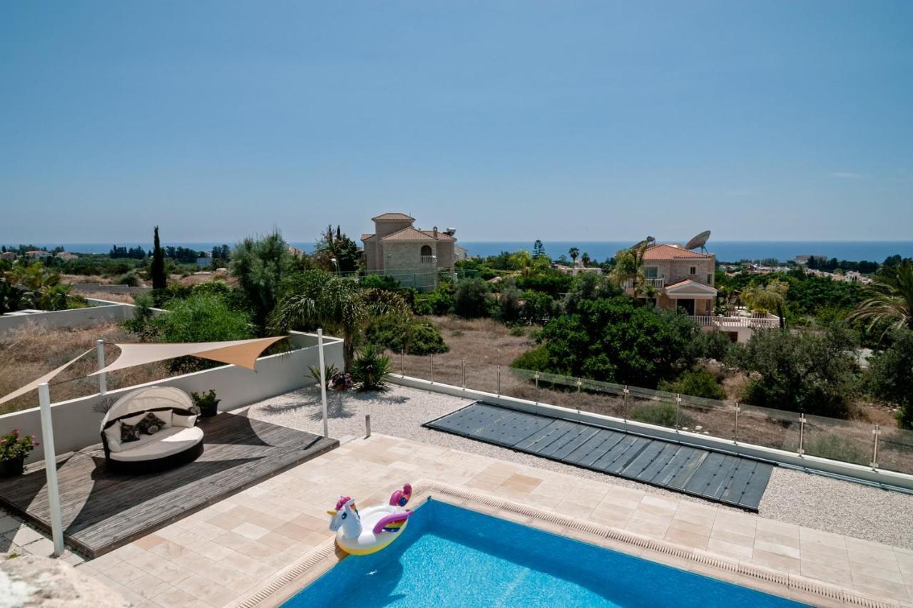 Villa Verdi: Luxury Villa With Private Pool Peyia Luaran gambar